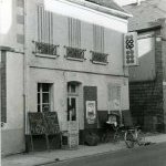 Anglure - JPEG - 21.4 ko - 344×500 px